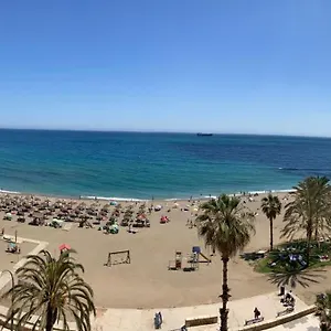 https://malaguetas-views.es-andalucia.com